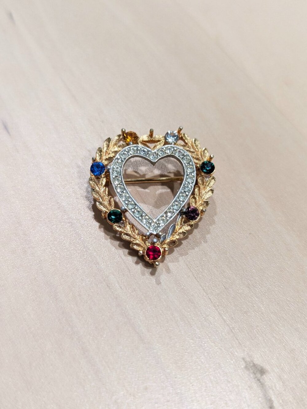 Vintage JJ Trifari Style "Dearest" Gold Heart Wreath Brooch